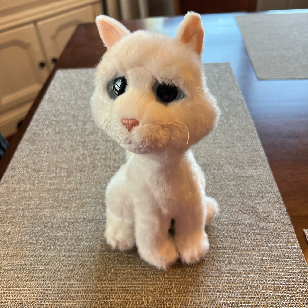 Ganz ‎ Adorable White Plush Cat Toy